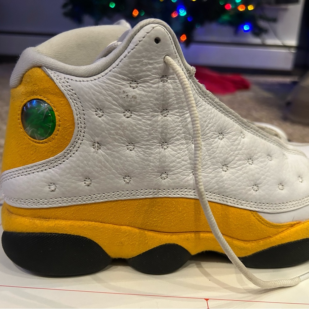 Air Jordan retro 13 white yellow size 10